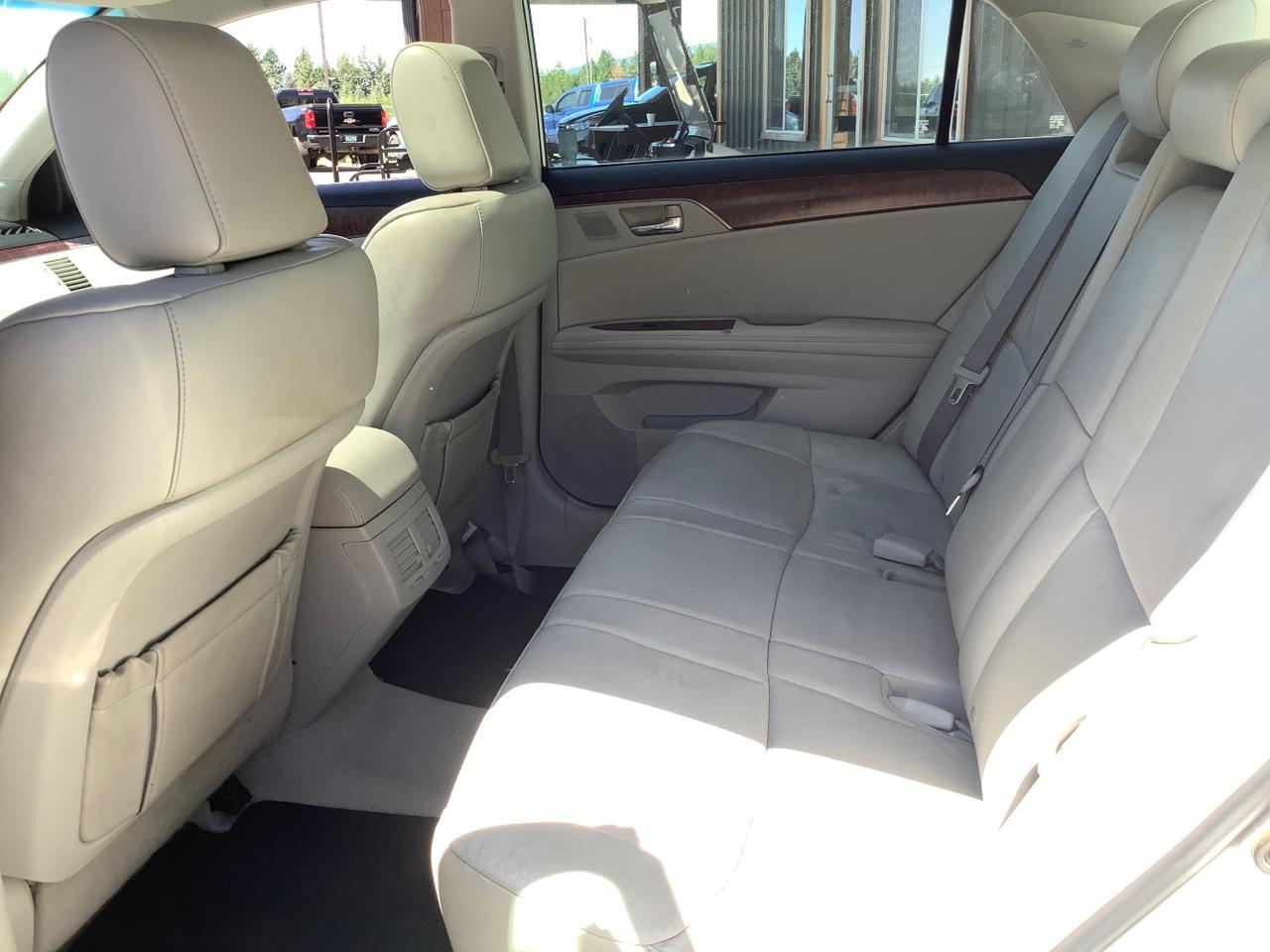 2011 Toyota Avalon Limited Hayden ID