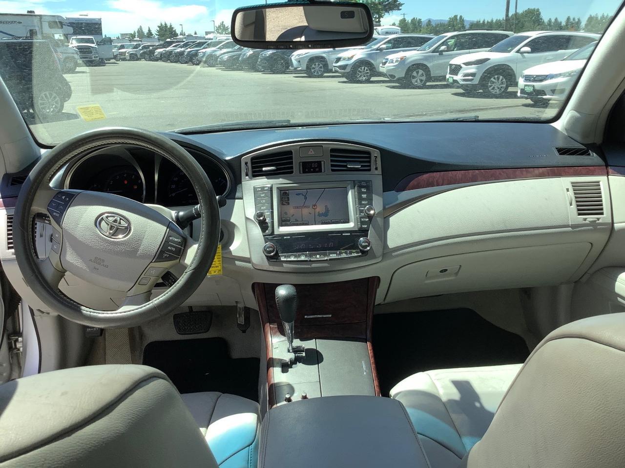 2011 Toyota Avalon Limited Hayden ID