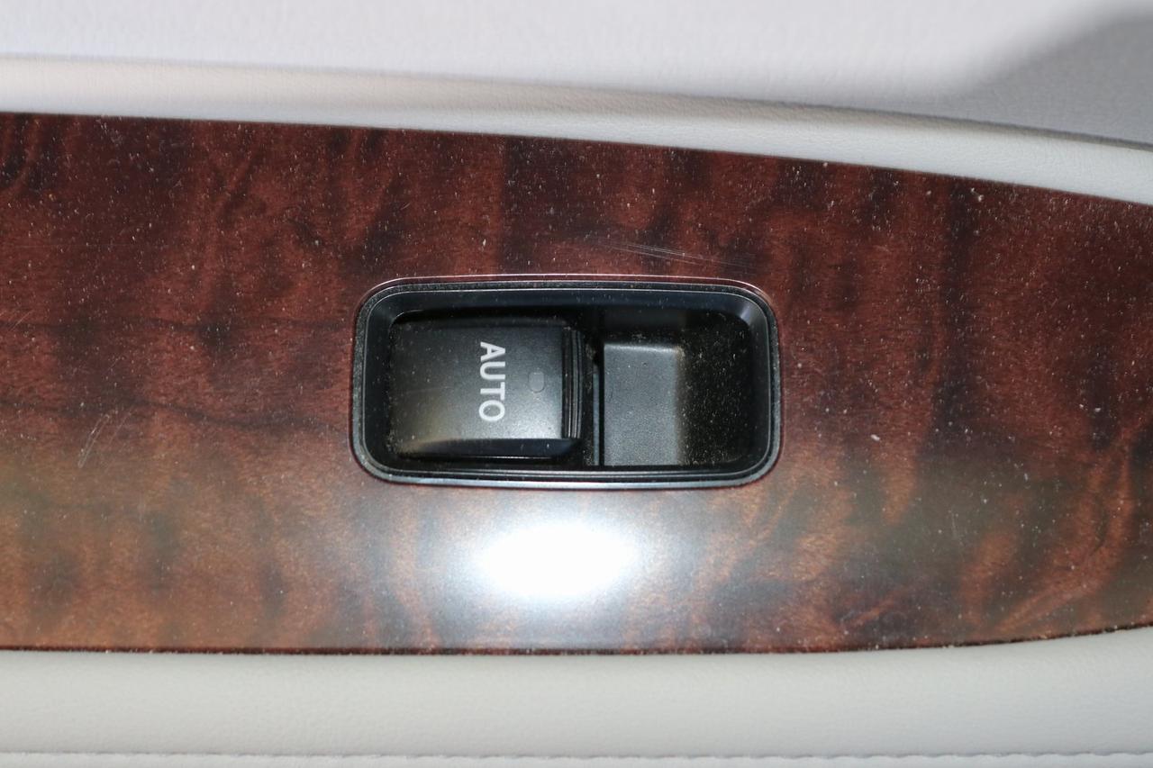 2011 Toyota Avalon Limited Fredericksburg VA