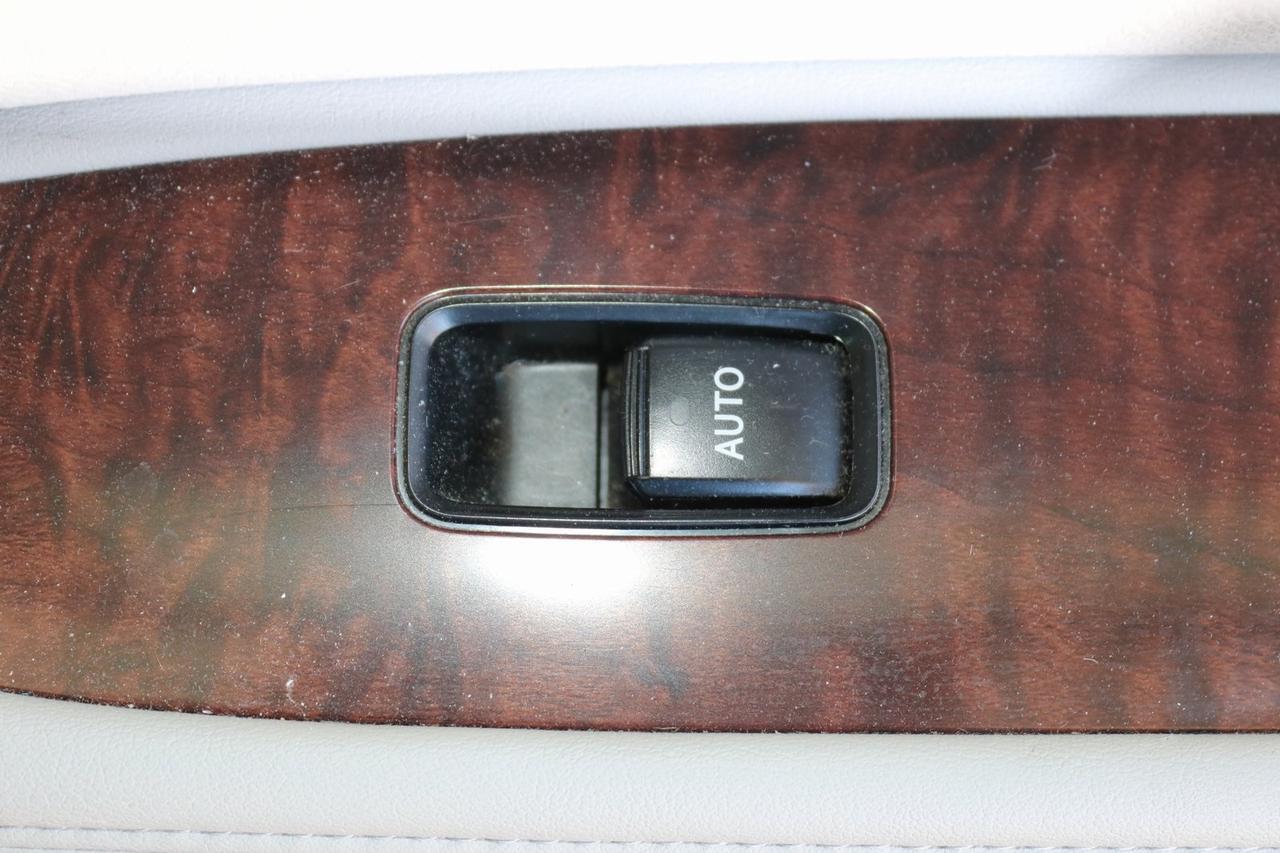2011 Toyota Avalon Limited Fredericksburg VA