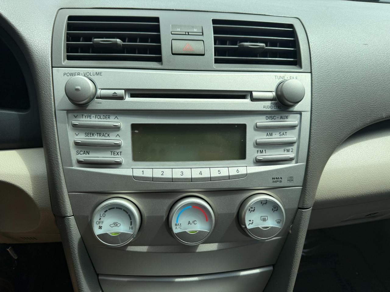 2011 Toyota Camry 4dr Sdn I4 Man LE (Natl) Jacksonville FL