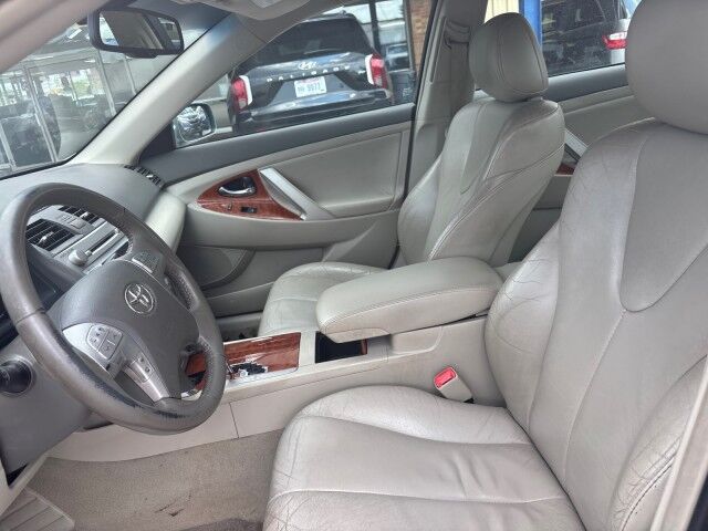 2011 Toyota Camry LE Cleveland OH