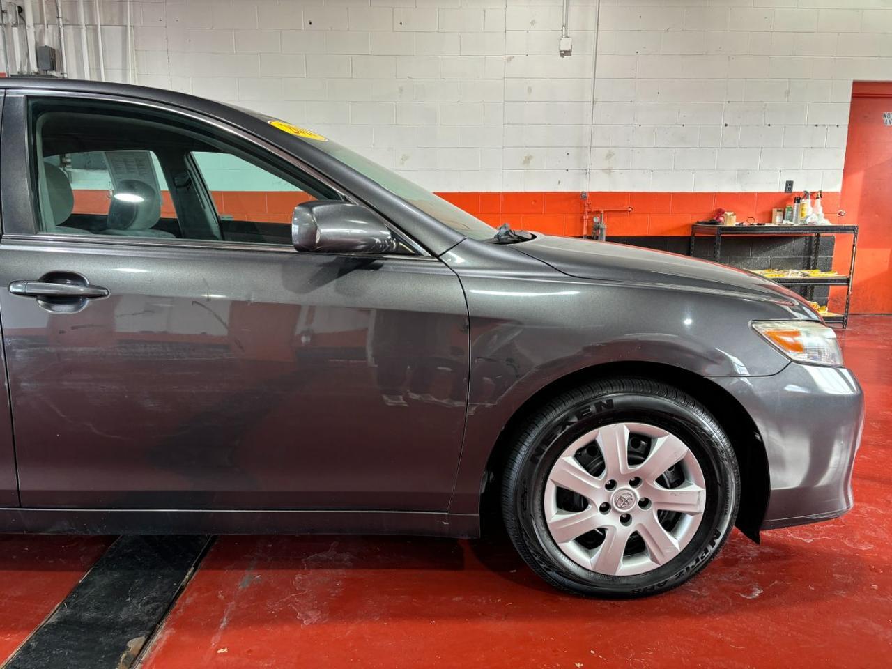 2011 Toyota Camry LE Franklin OH