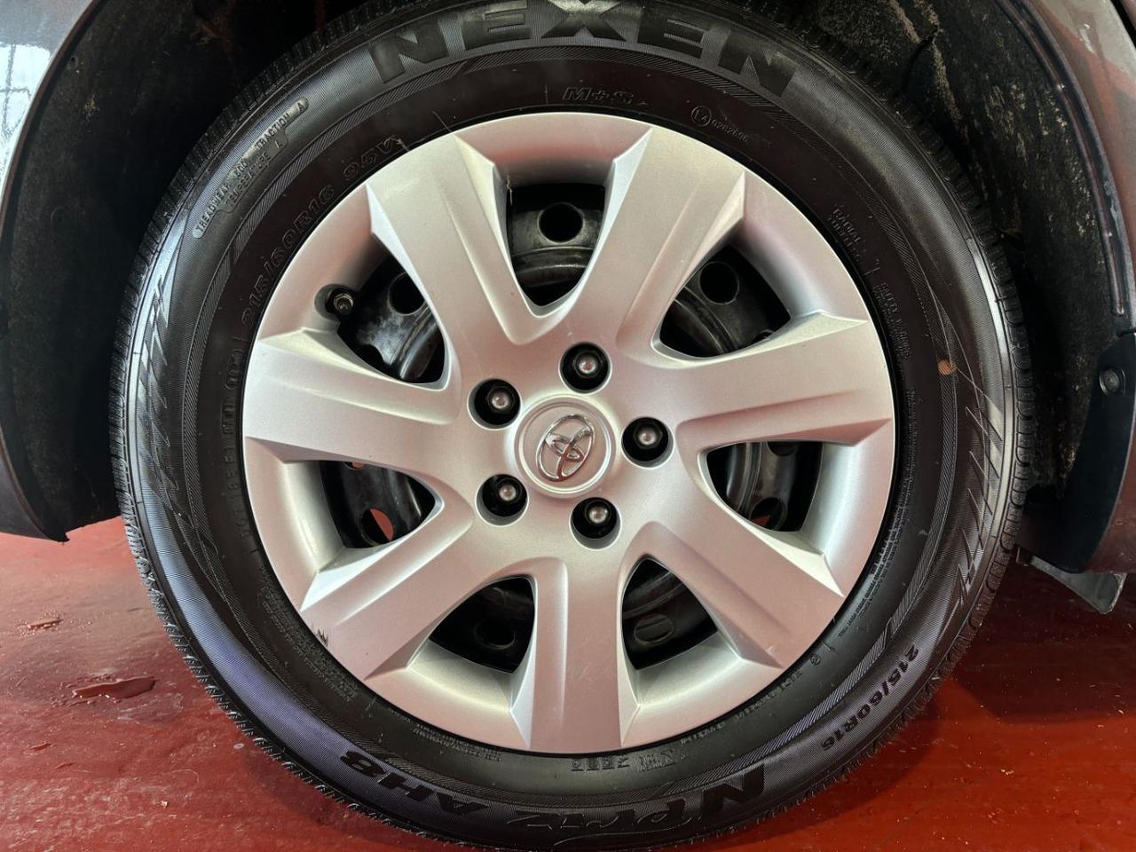 2011 Toyota Camry LE Franklin OH