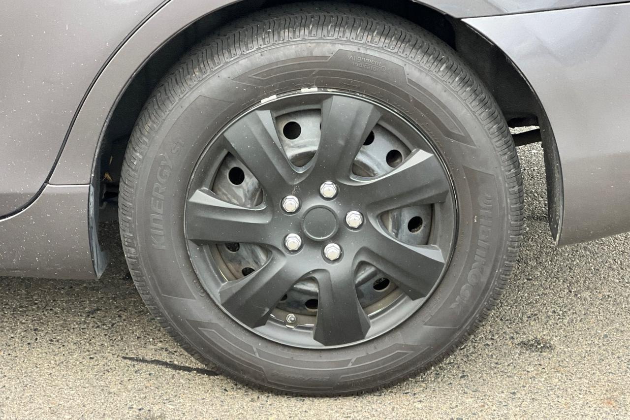 2011 Toyota Camry LE Roseville CA
