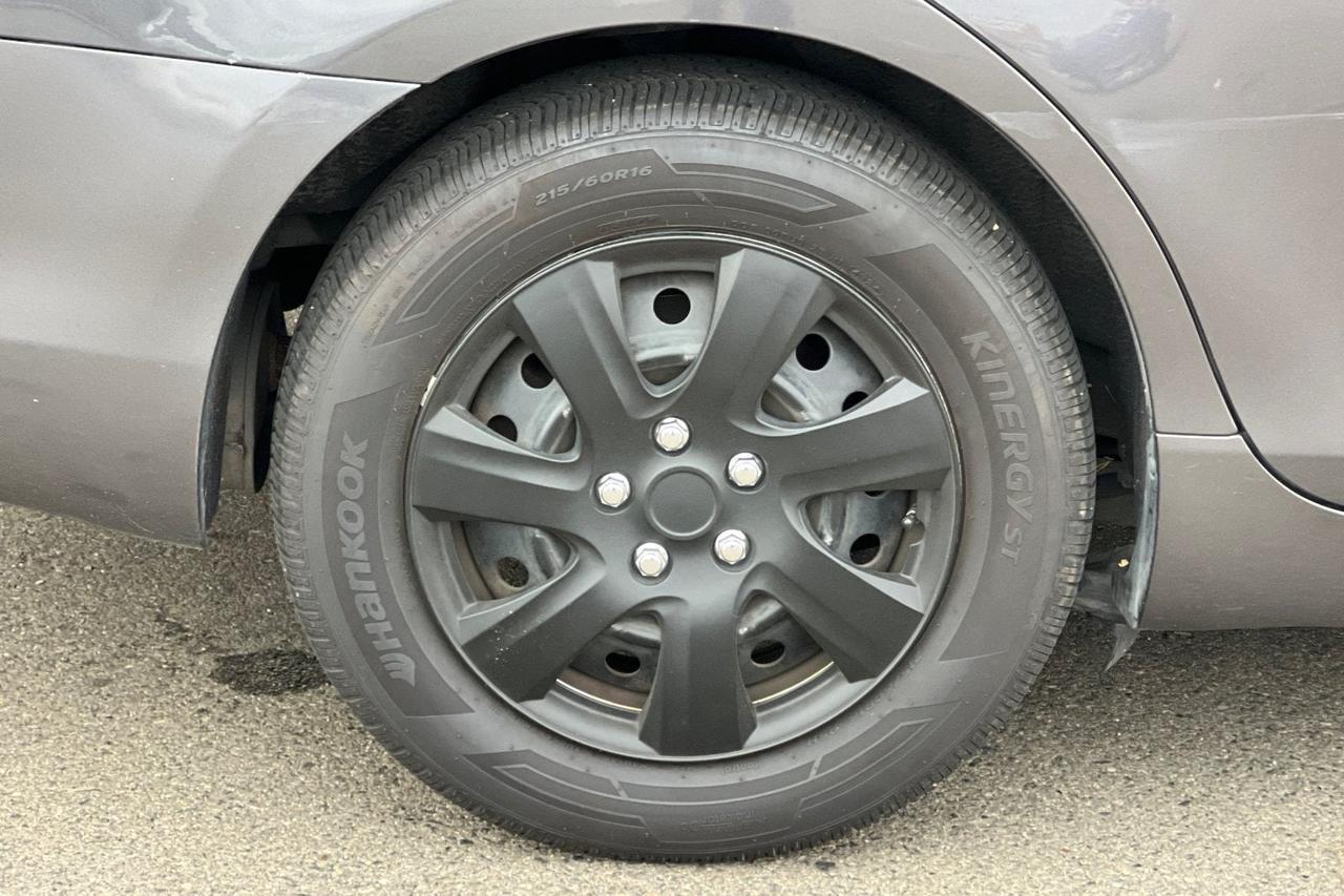 2011 Toyota Camry LE Roseville CA