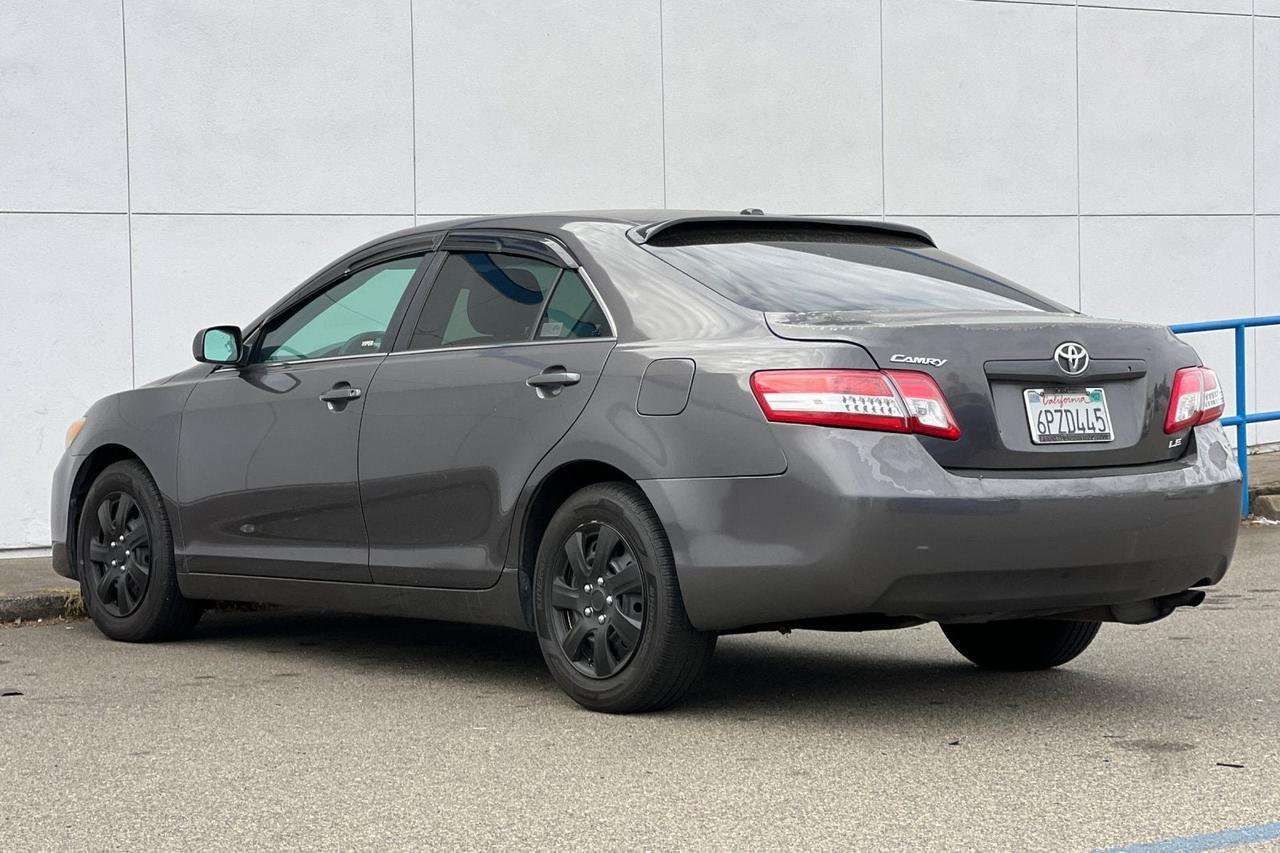 2011 Toyota Camry LE Roseville CA