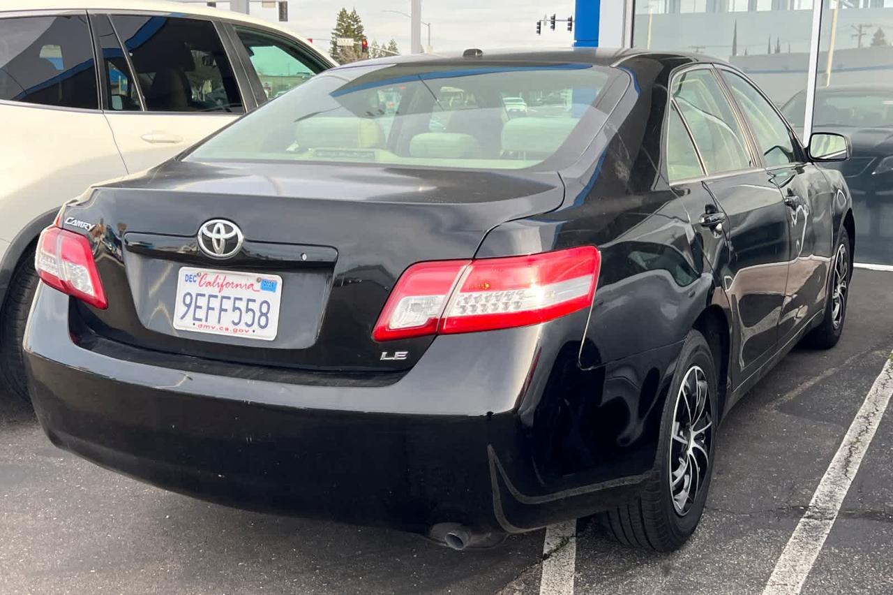 2011 Toyota Camry LE Roseville CA