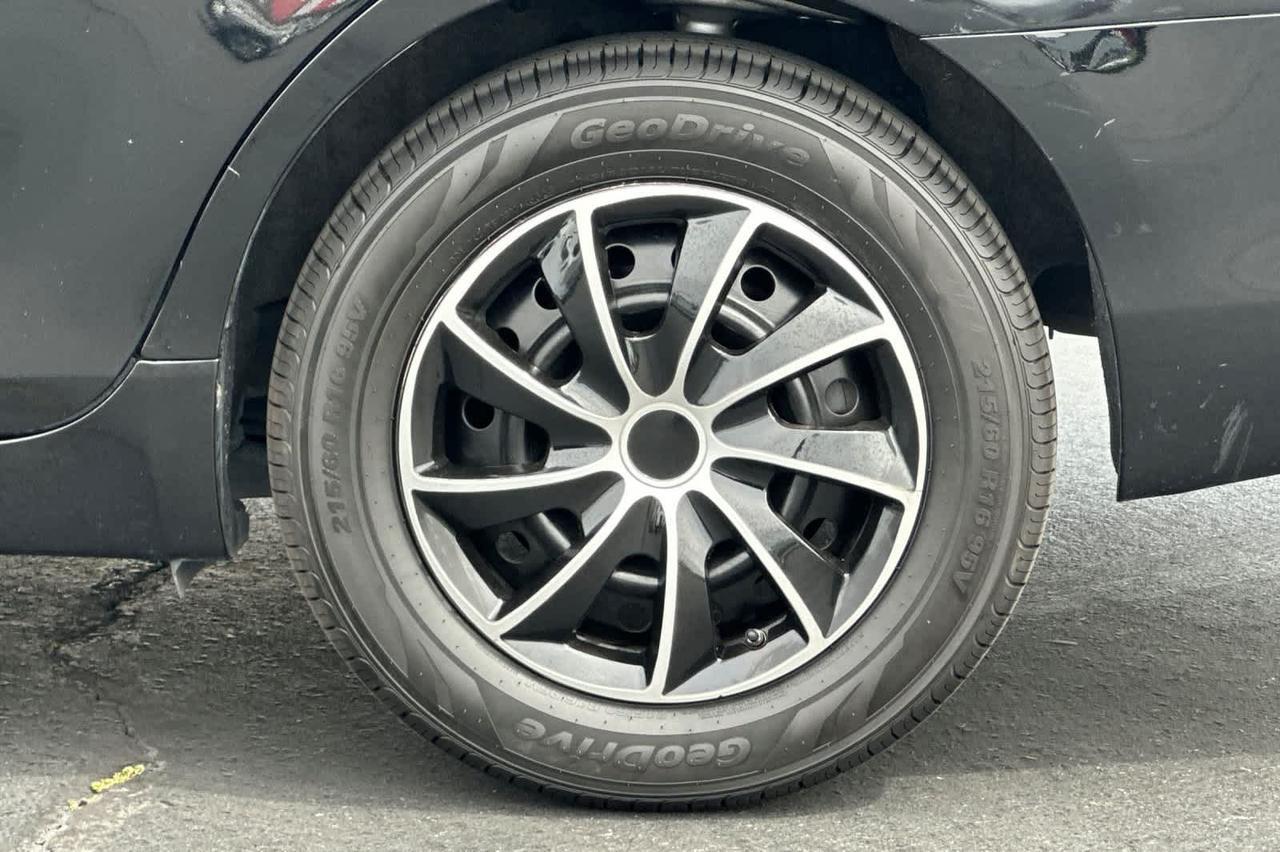 2011 Toyota Camry LE Roseville CA