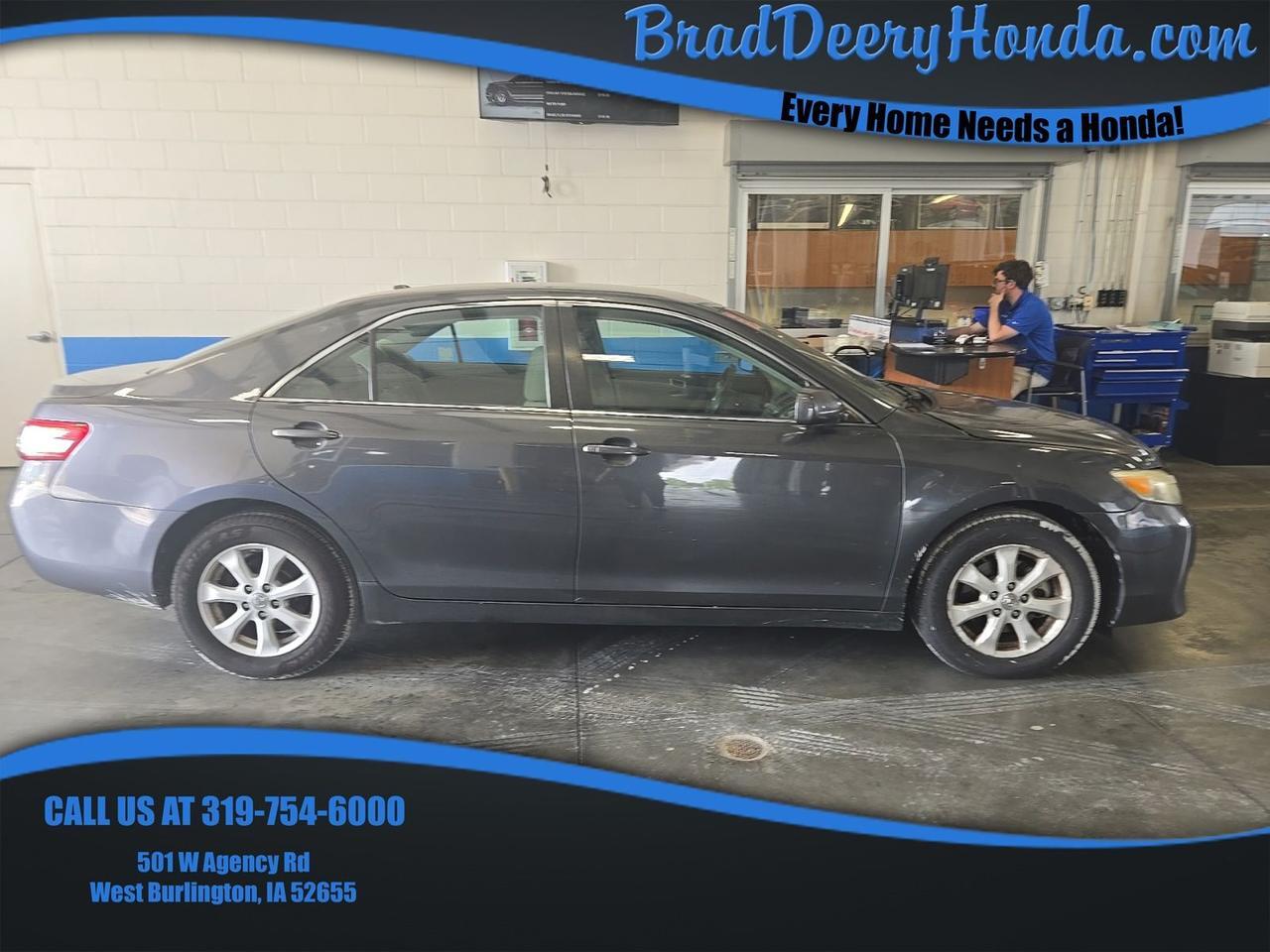 2011 Toyota Camry LE