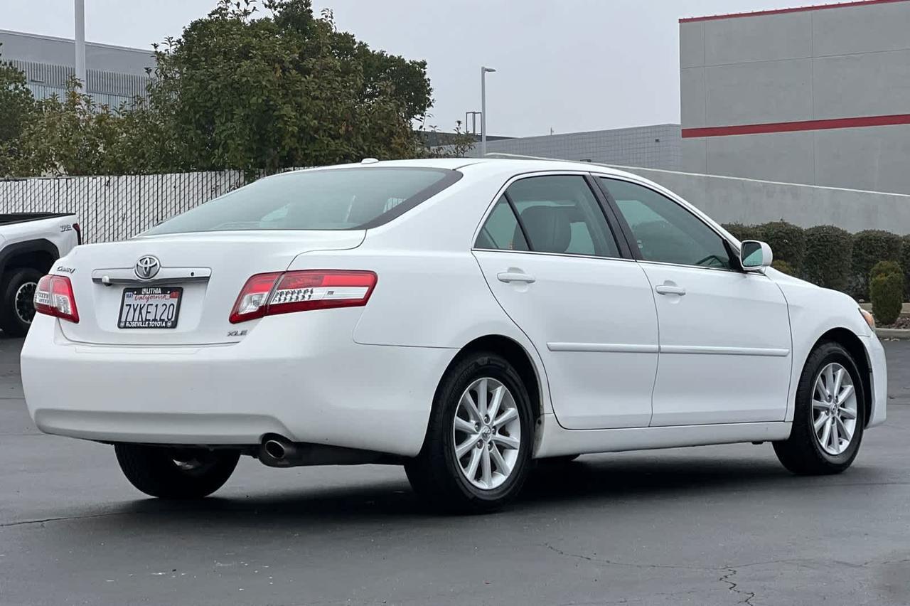 2011 Toyota Camry XLE