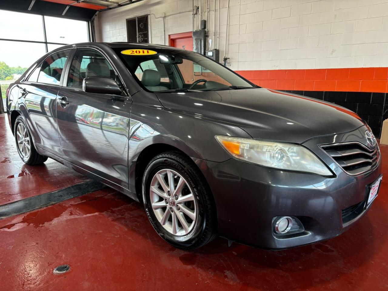 2011 Toyota Camry XLE V6 Franklin OH