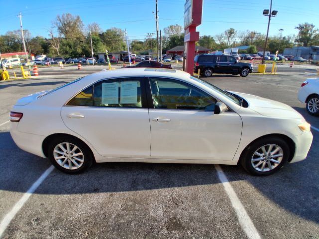 2011 Toyota Camry XLE V6