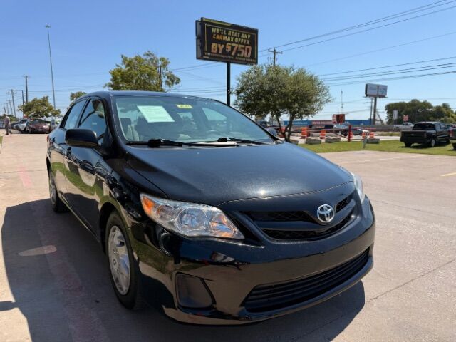 2011 Toyota Corolla LE | S