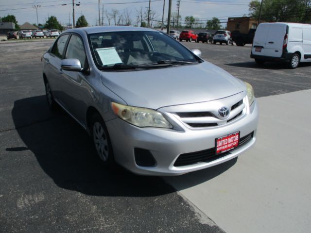 2011 Toyota Corolla LE | S