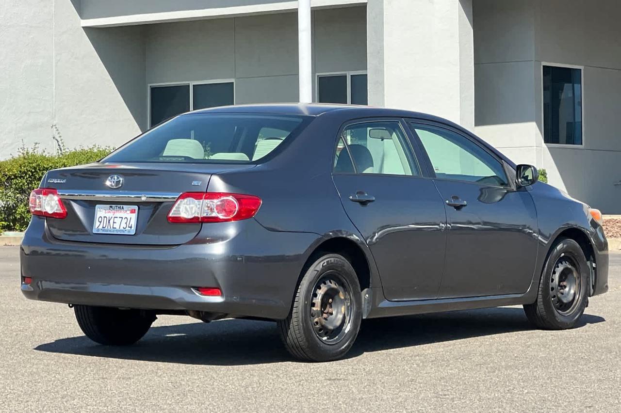 2011 Toyota Corolla LE