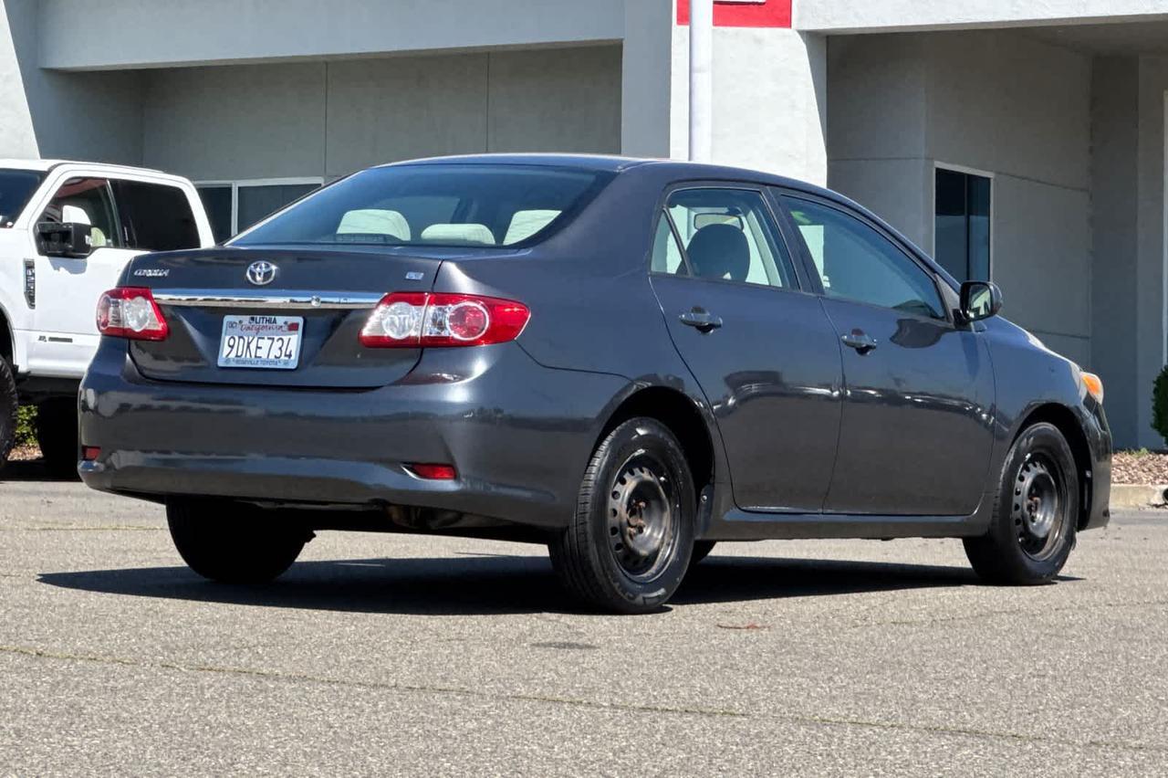 2011 Toyota Corolla LE