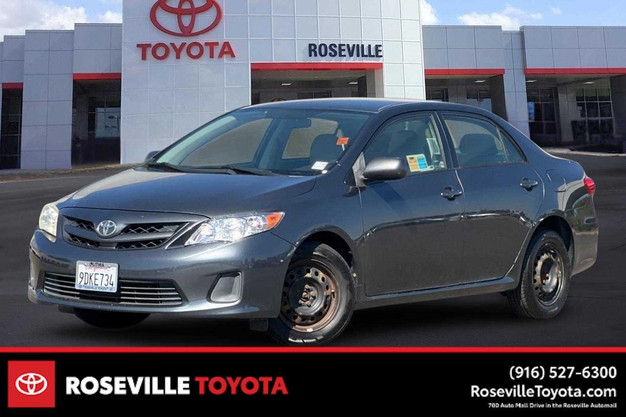 2011 Toyota Corolla LE