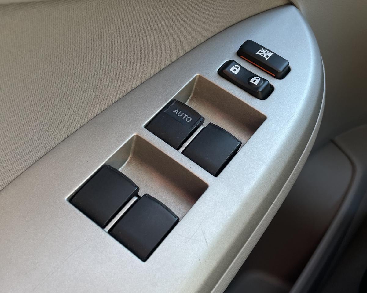 2011 Toyota Corolla LE Sedan 4D Port Orchard WA