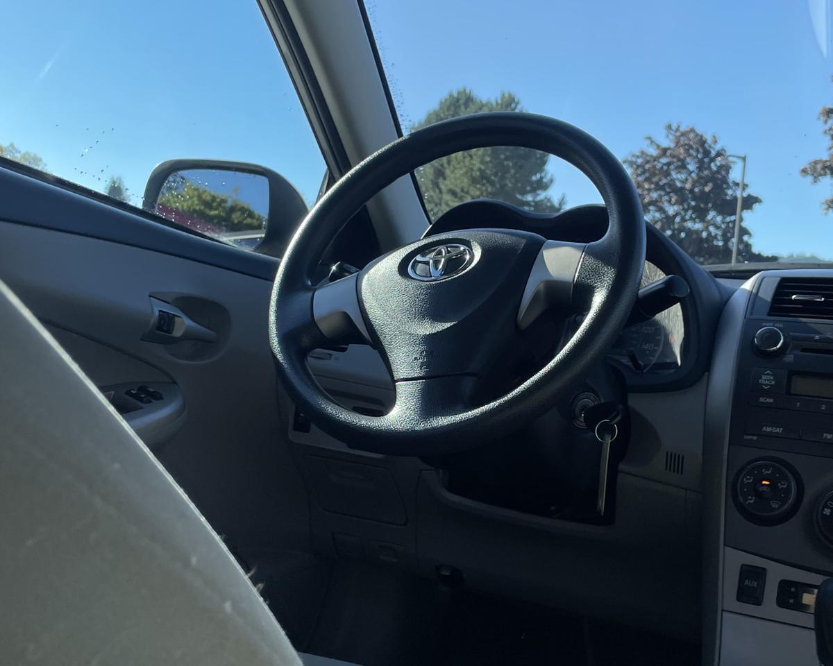 2011 Toyota Corolla LE Sedan 4D Port Orchard WA