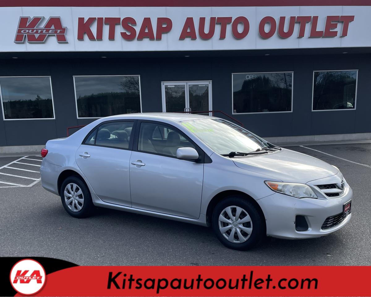 2011 Toyota Corolla LE Sedan 4D