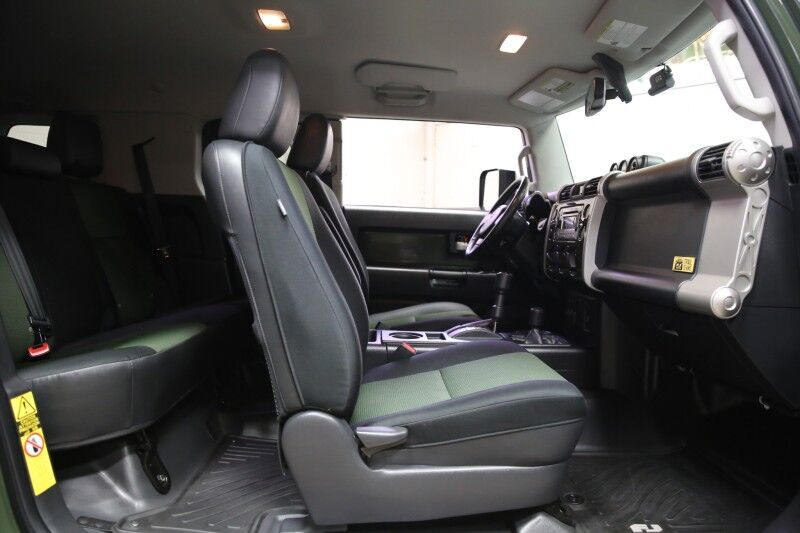 2011 Toyota FJ Cruiser Plainview NY