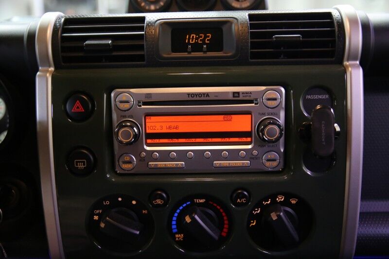 2011 Toyota FJ Cruiser Plainview NY