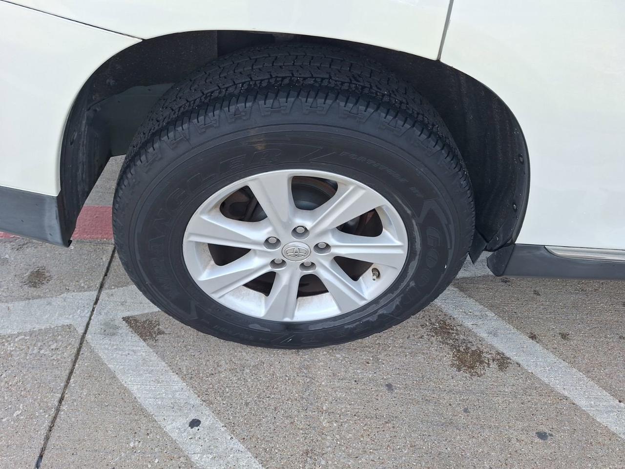 2011 Toyota Highlander Base Hurst TX