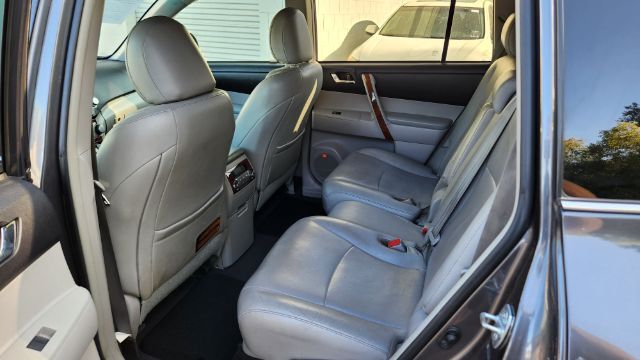 2011 Toyota Highlander Limited V6 Sandy UT