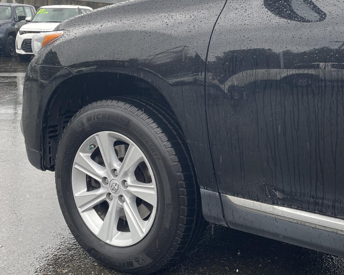 2011 Toyota Highlander SE Sport Utility 4D