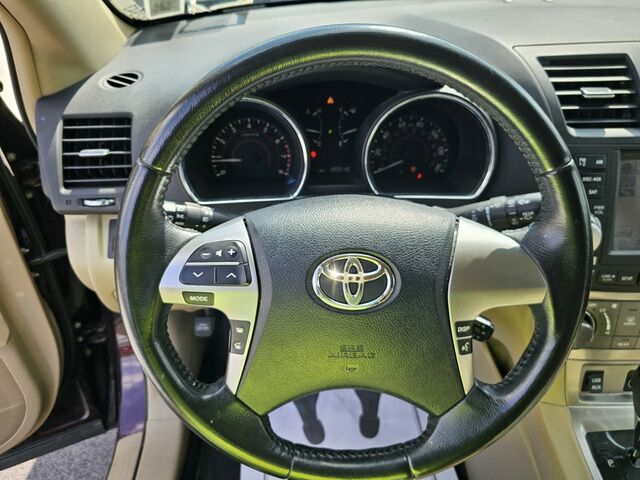 2011 Toyota Highlander V6  BASE Lithia Springs GA