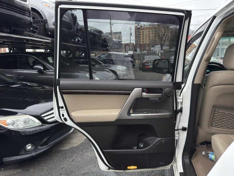 2011 Toyota Land Cruiser 4WD Arlington VA