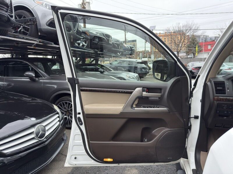 2011 Toyota Land Cruiser 4WD Arlington VA