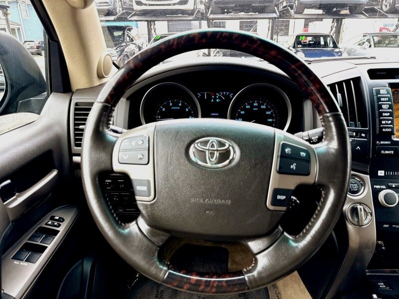 2011 Toyota Land Cruiser AWD/4WD w/ Upgrade Pkg Arlington VA
