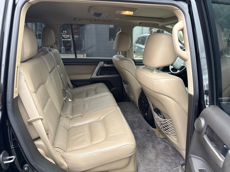 2011 Toyota Land Cruiser AWD/4WD w/ Upgrade Pkg Arlington VA