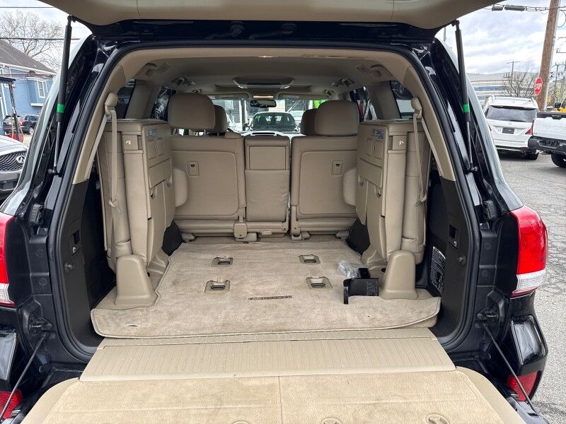 2011 Toyota Land Cruiser AWD/4WD w/ Upgrade Pkg Arlington VA