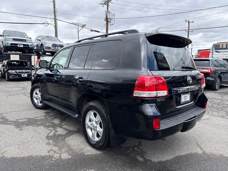 2011 Toyota Land Cruiser AWD/4WD w/ Upgrade Pkg Arlington VA