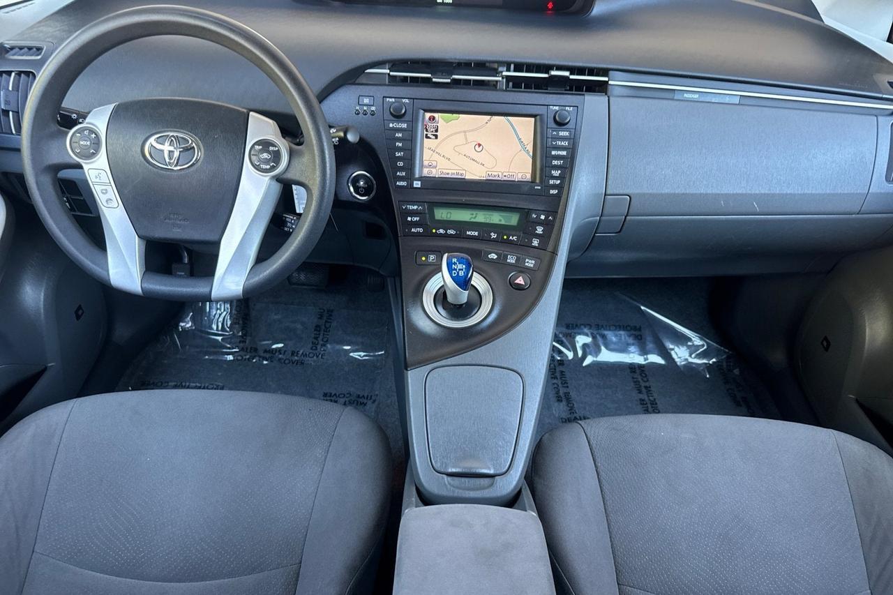 2011 Toyota Prius III