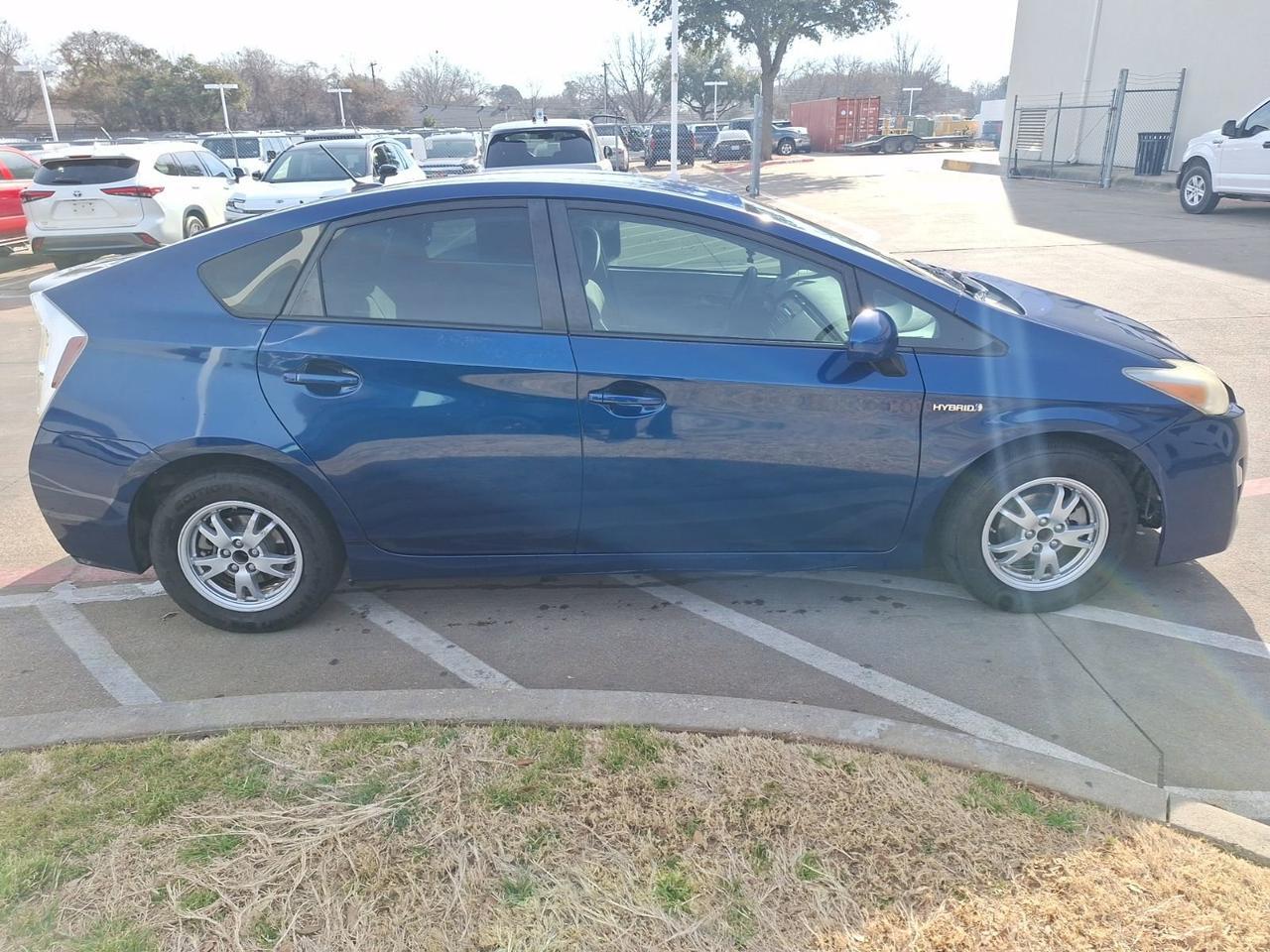 2011 Toyota Prius Two Hurst TX