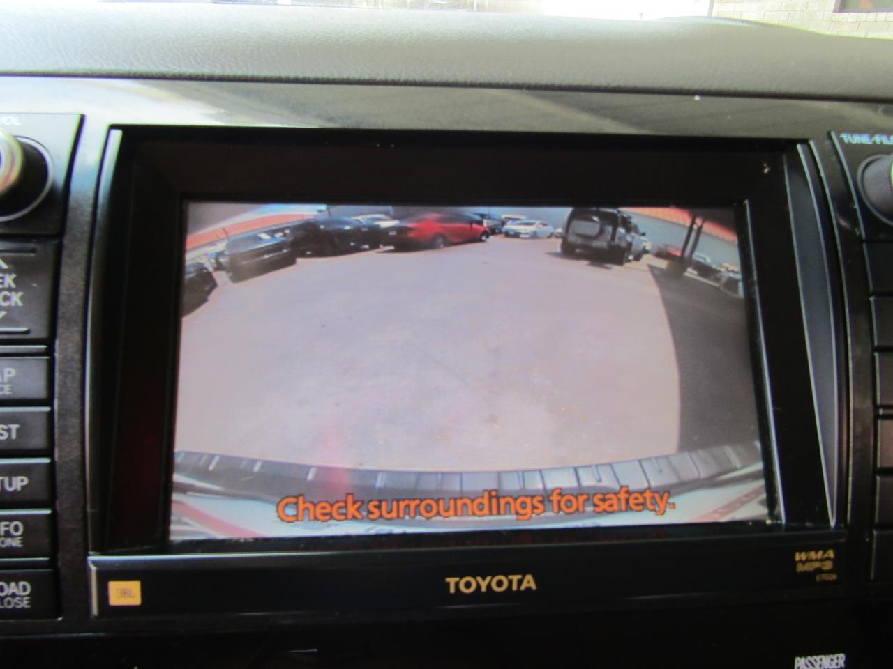 2011 Toyota Sequoia RWD LV8 6-Spd AT Ltd (Natl) Grand Prairie TX