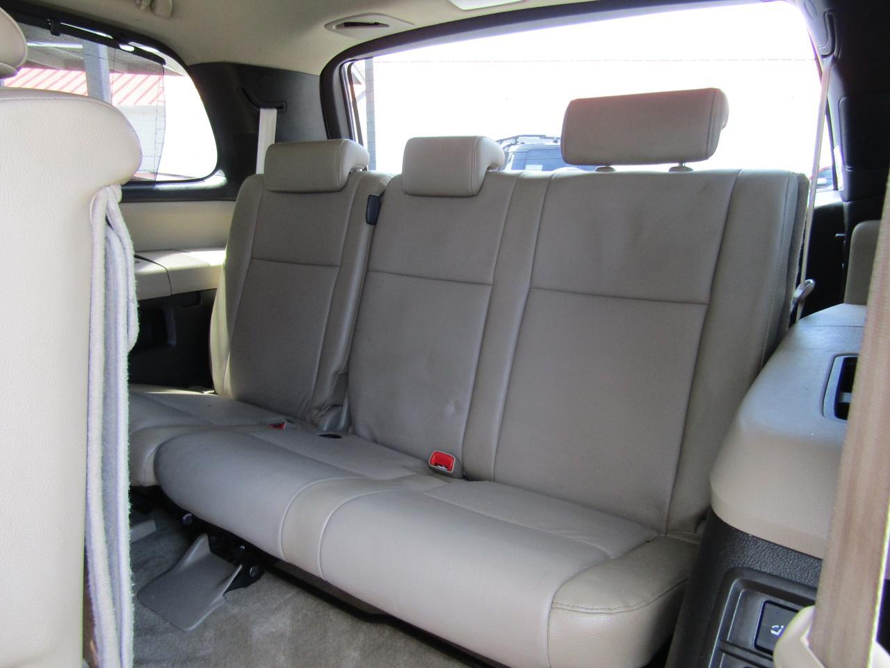 2011 Toyota Sequoia RWD LV8 6-Spd AT Ltd (Natl) Grand Prairie TX