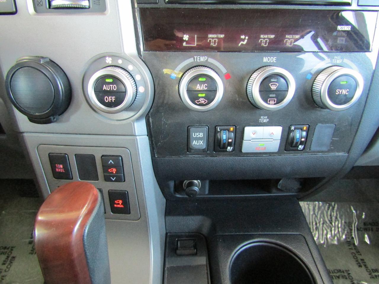 2011 Toyota Sequoia RWD LV8 6-Spd AT Platinum (Natl) Grand Prairie TX