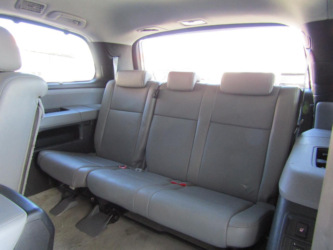 2011 Toyota Sequoia RWD LV8 6-Spd AT Platinum (Natl) Grand Prairie TX