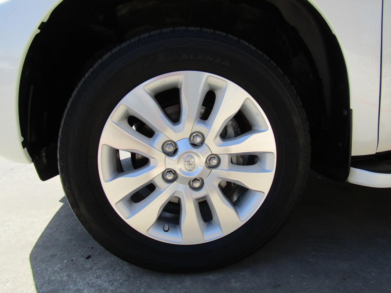 2011 Toyota Sequoia RWD LV8 6-Spd AT Platinum (Natl) Grand Prairie TX