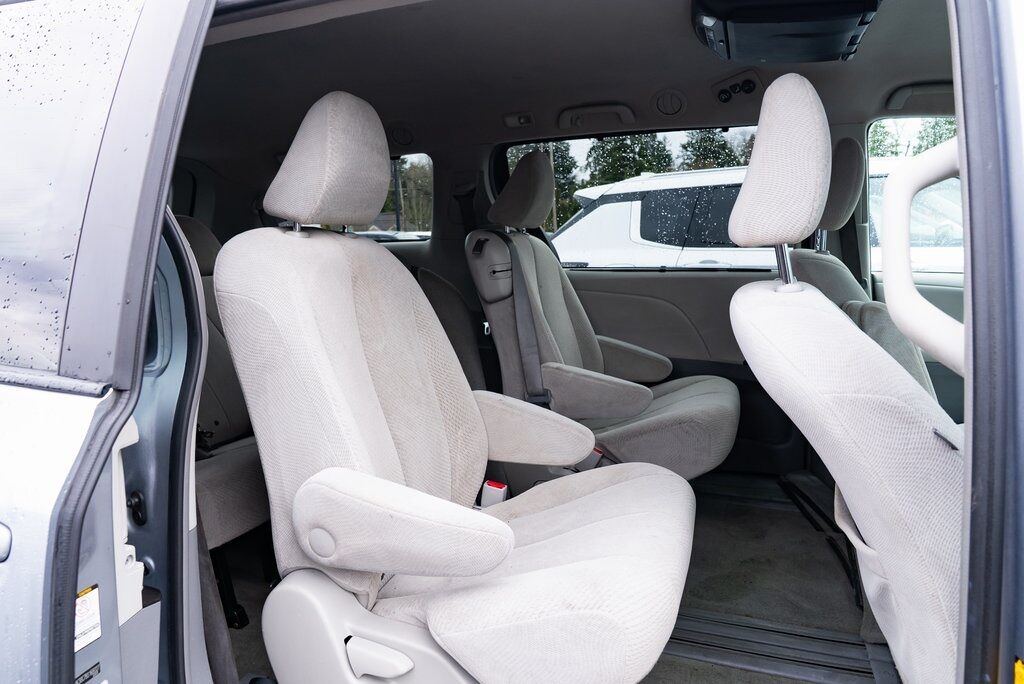 2011 Toyota Sienna Base Milwaukie OR