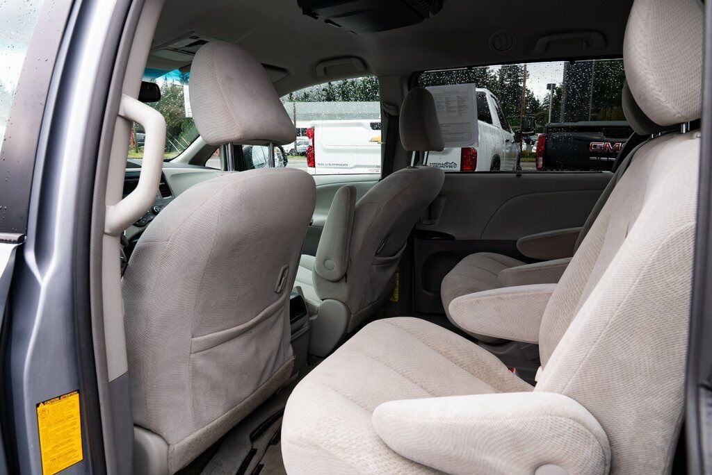 2011 Toyota Sienna Base Milwaukie OR