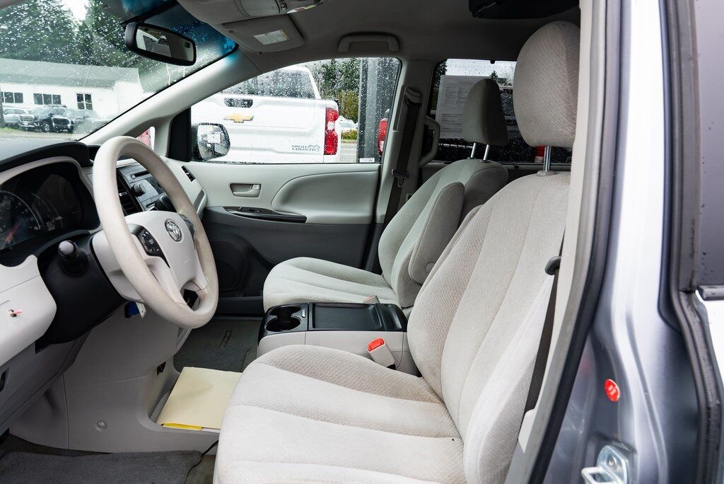 2011 Toyota Sienna Base Milwaukie OR