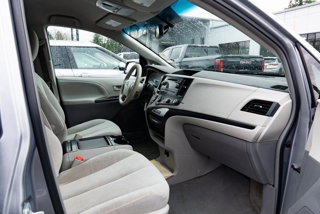 2011 Toyota Sienna Base Milwaukie OR