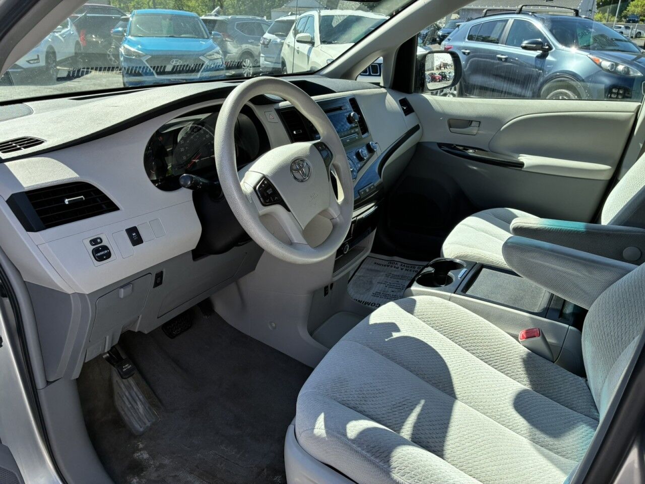 2011 Toyota Sienna LE AAS Charlton MA
