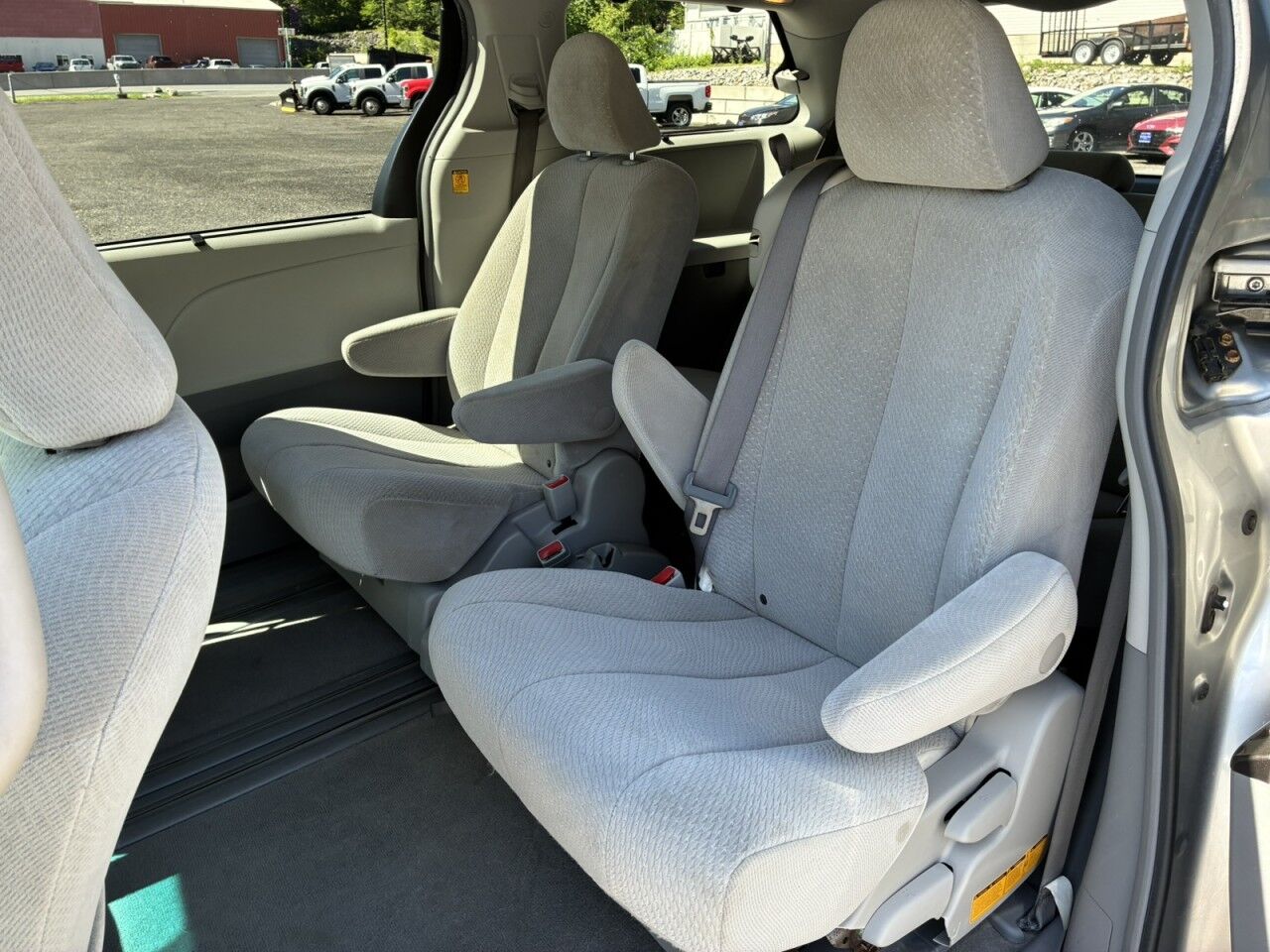 2011 Toyota Sienna LE AAS Charlton MA